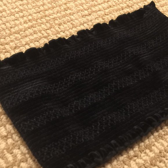 Silence & Noise Black Velvet Bandeau Top M/L - Picture 5 of 9